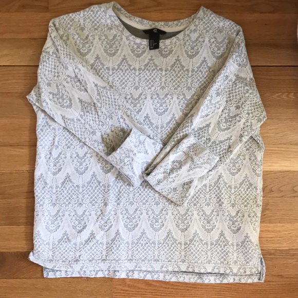 H&M Tops - H&M Sweater